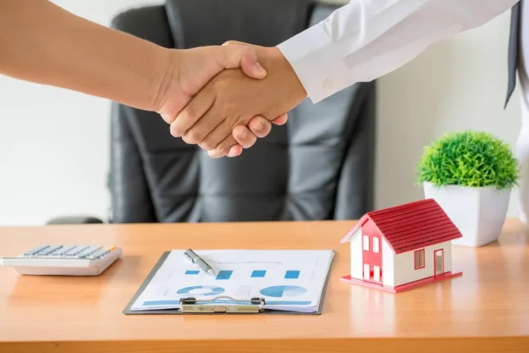 مزایای مشاوره با وکیل ملکی