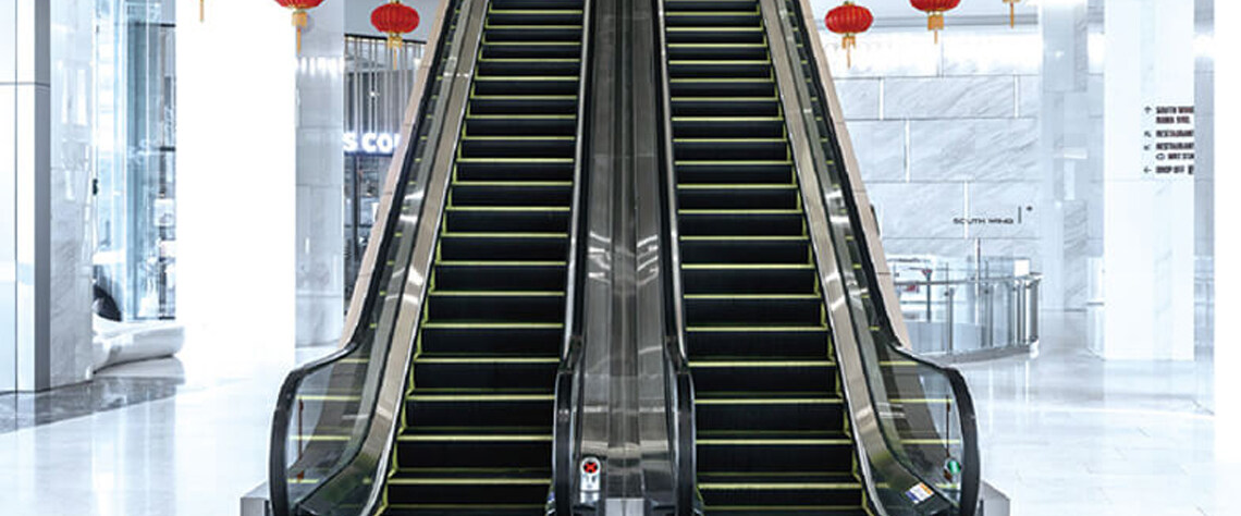 ایمنی و استانداردها در پلهبرقی و رمپ برقی